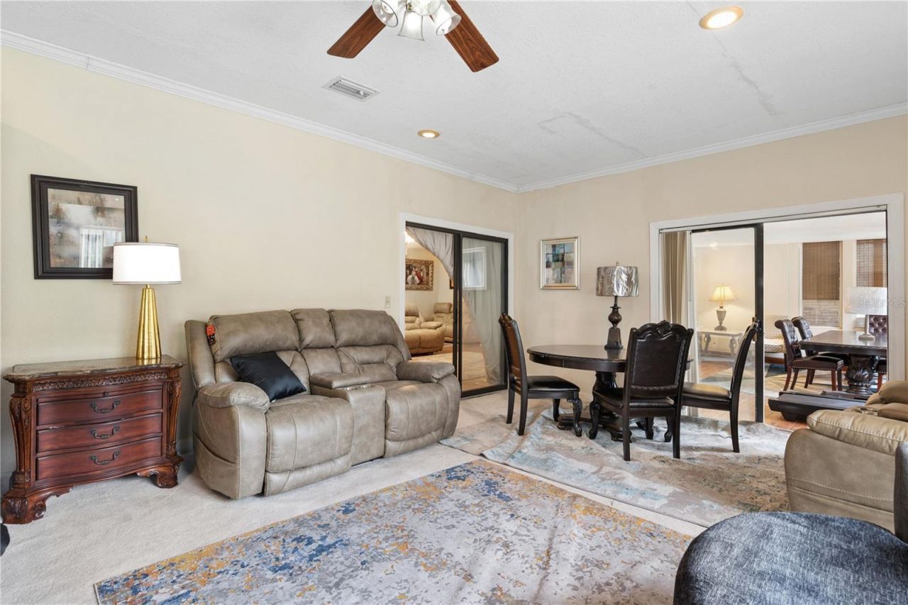 1041 Sweetwater Club Boulevard, Longwood, FL 32779 Photo