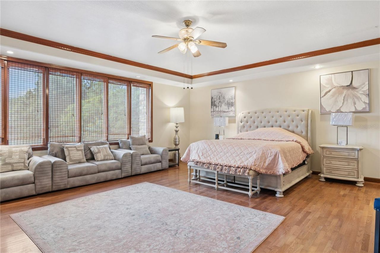 1041 Sweetwater Club Boulevard, Longwood, FL 32779 Photo