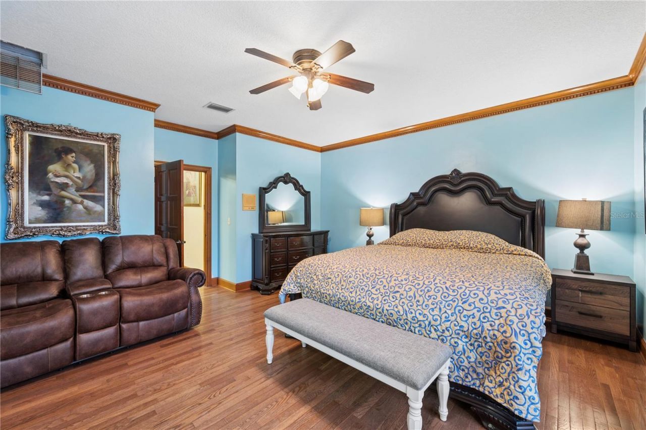 1041 Sweetwater Club Boulevard, Longwood, FL 32779 Photo