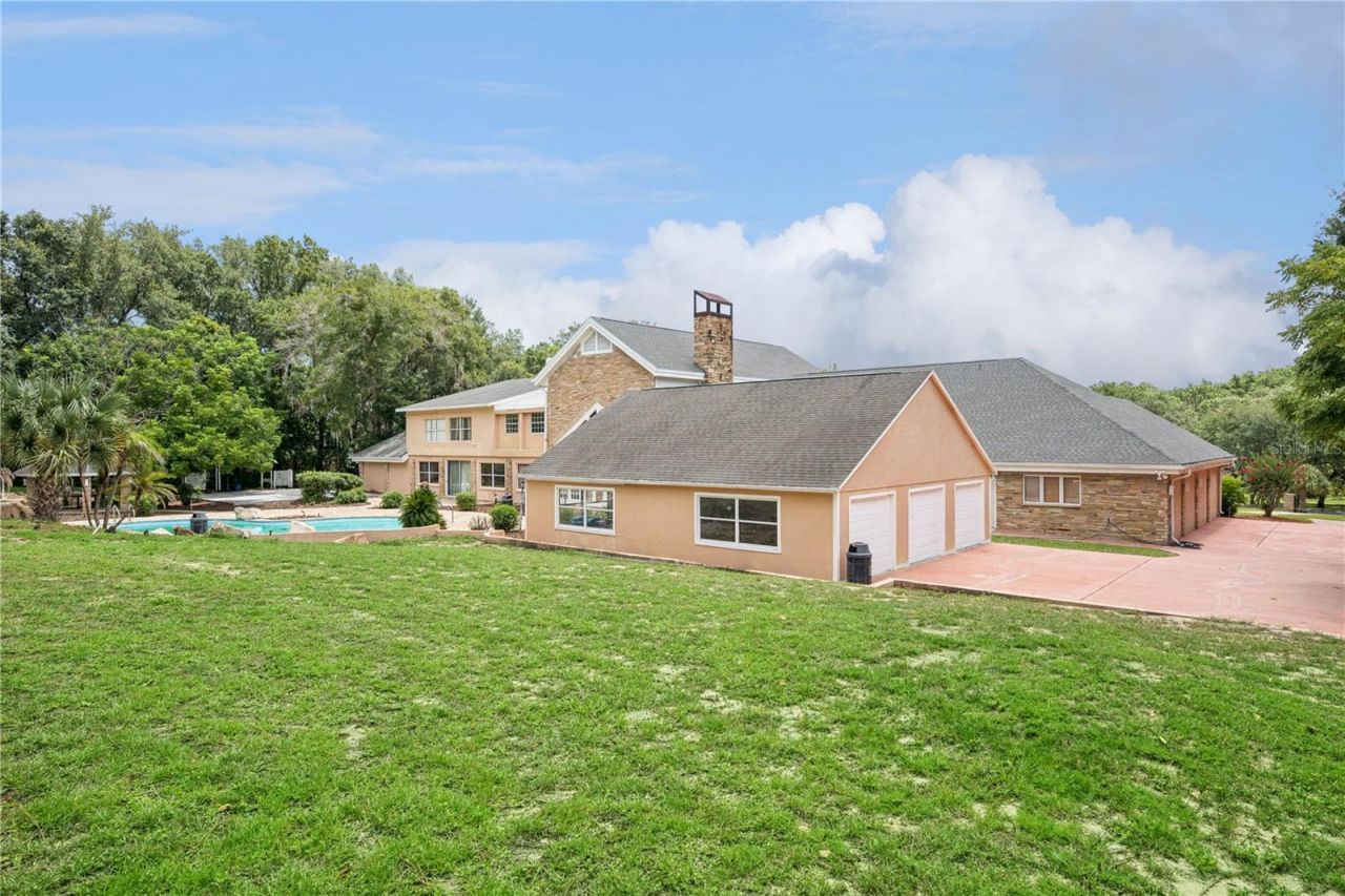 1041 Sweetwater Club Boulevard, Longwood, FL 32779 Photo