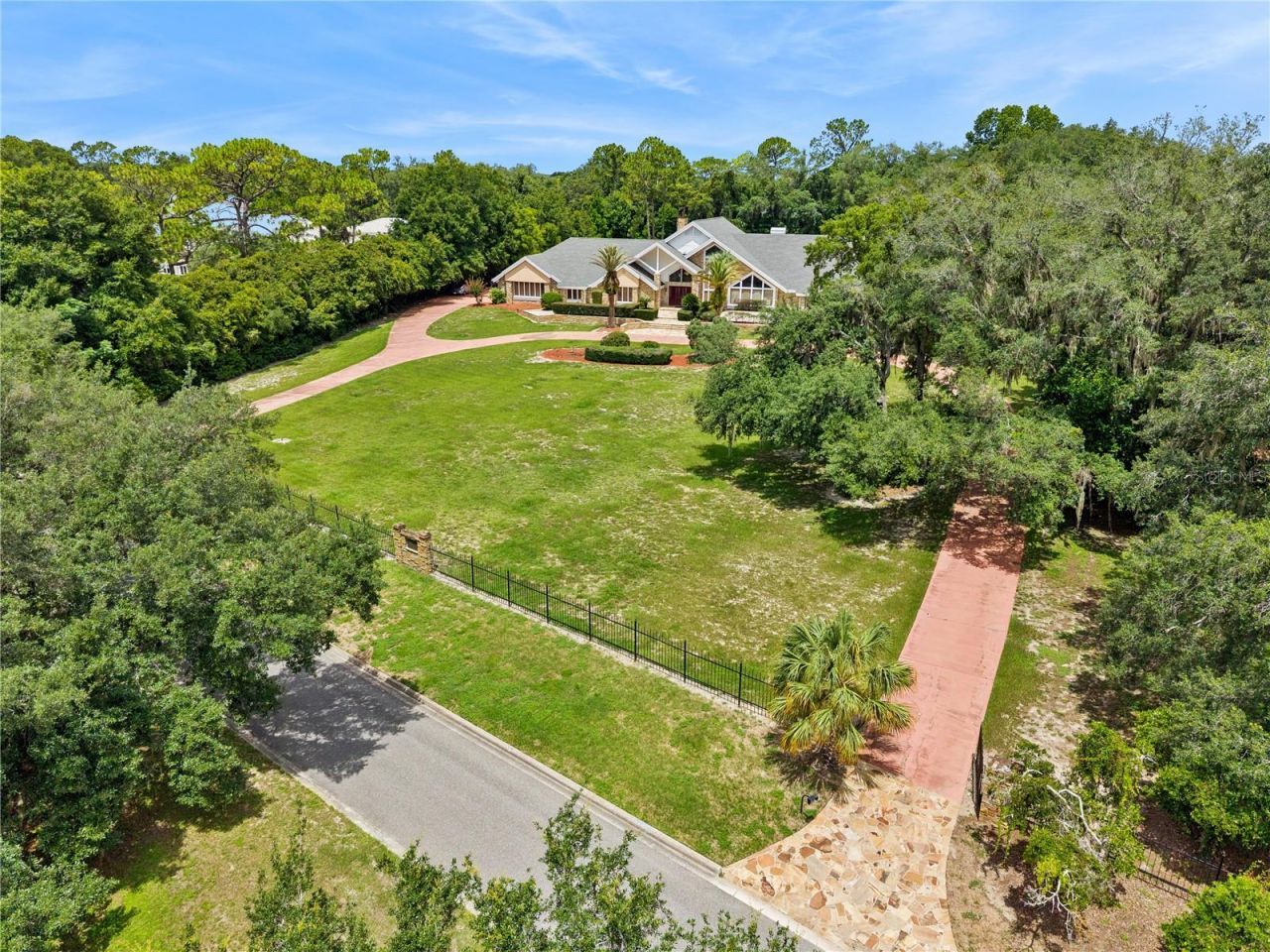 1041 Sweetwater Club Boulevard, Longwood, FL 32779 Photo