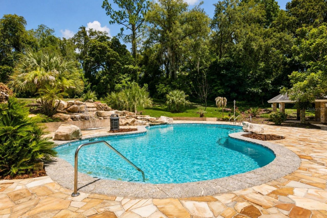 1041 Sweetwater Club Boulevard, Longwood, FL 32779 Photo