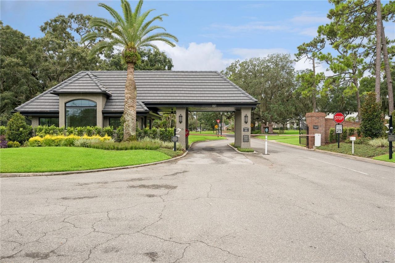 1041 Sweetwater Club Boulevard, Longwood, FL 32779 Photo