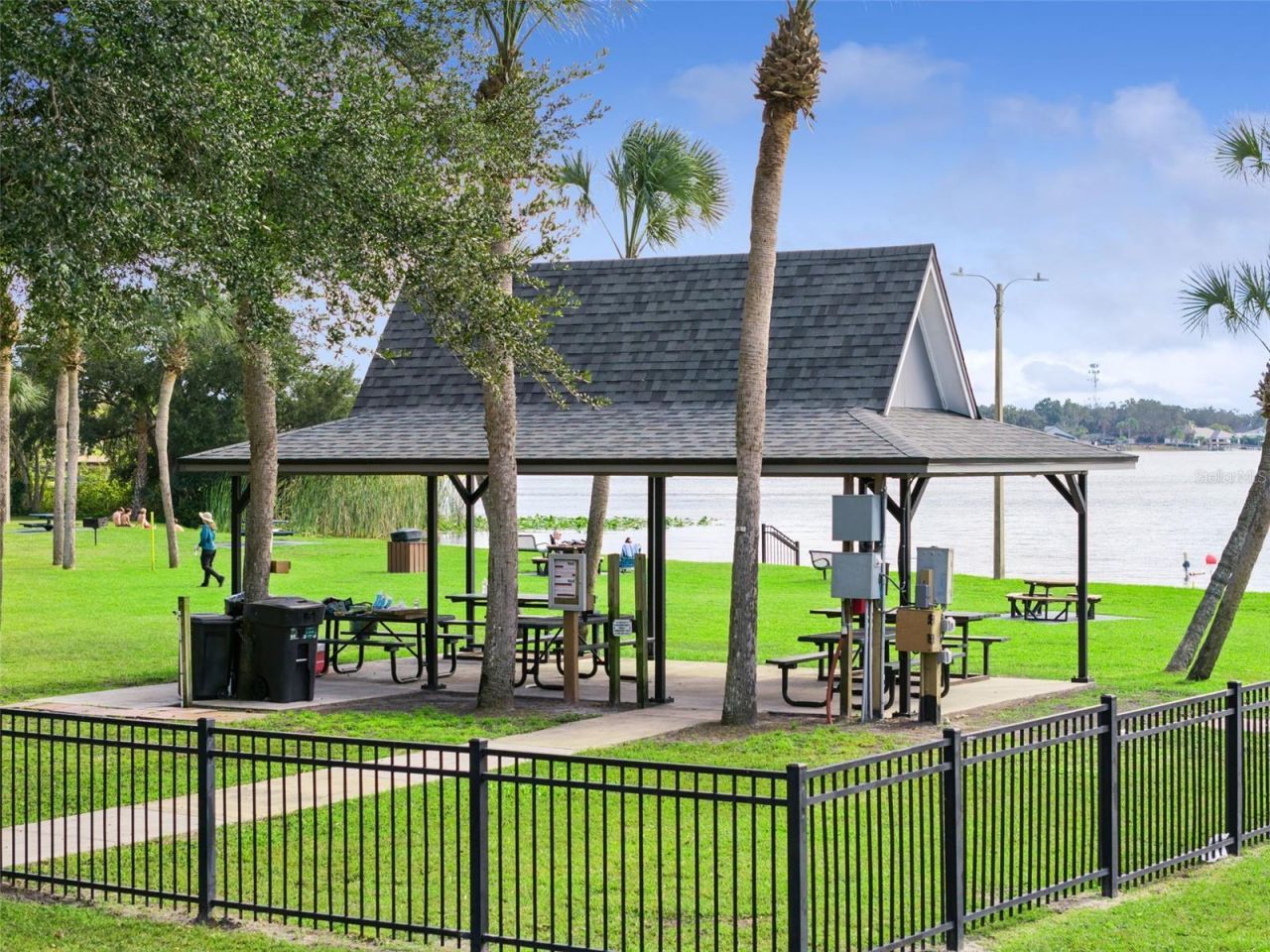 1041 Sweetwater Club Boulevard, Longwood, FL 32779 Photo