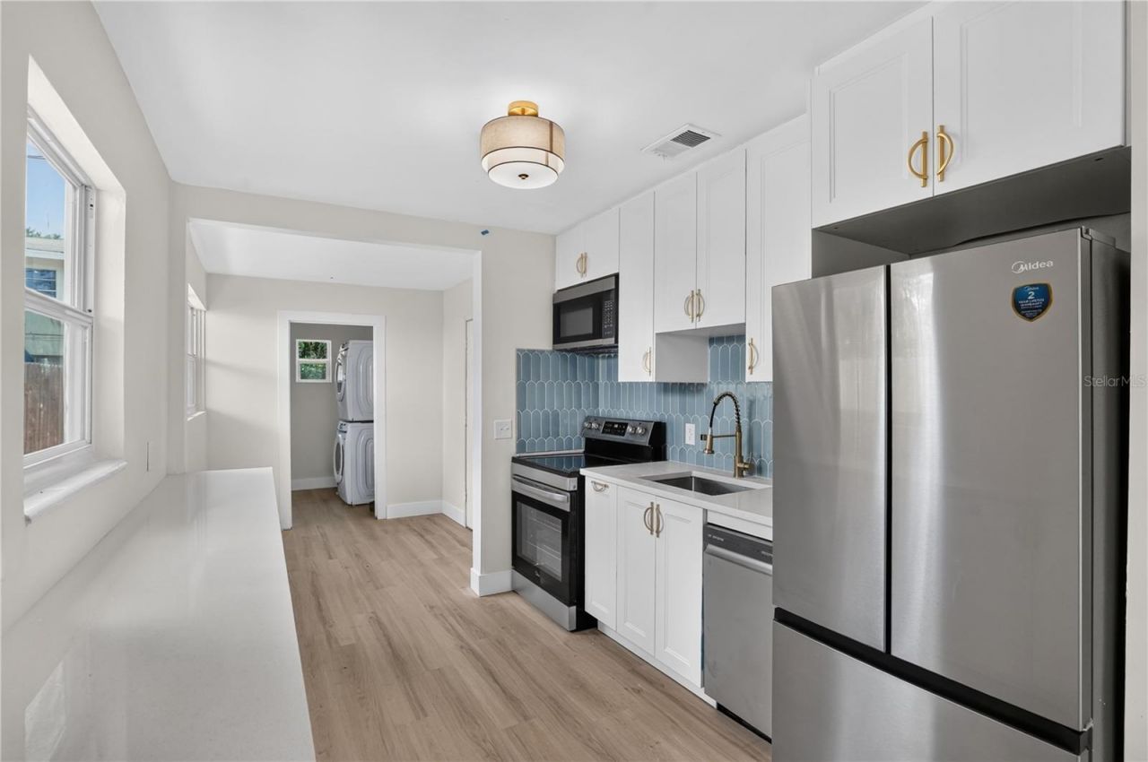 2960 Emerson Avenue S, Saint Petersburg, FL 33712 Photo