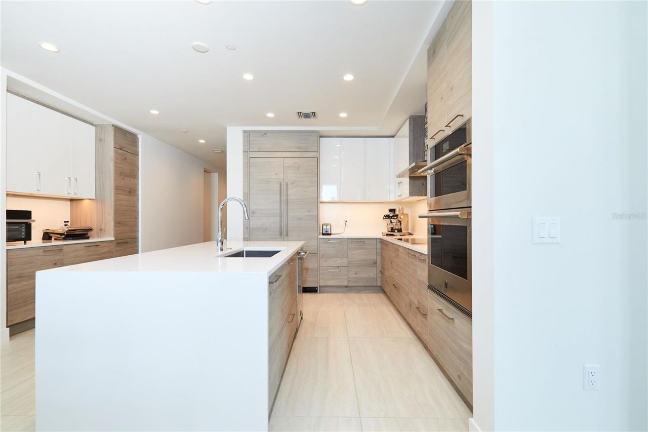301 1st Street S, Unit 804, Saint Petersburg, FL 33701 Photo