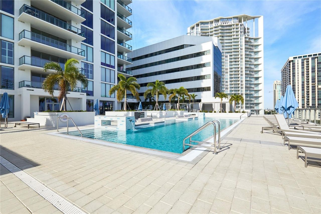 301 1st Street S, Unit 804, Saint Petersburg, FL 33701 Photo