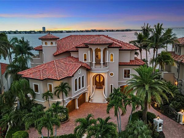 1372 HARBOR DRIVE, SARASOTA, FL 34239