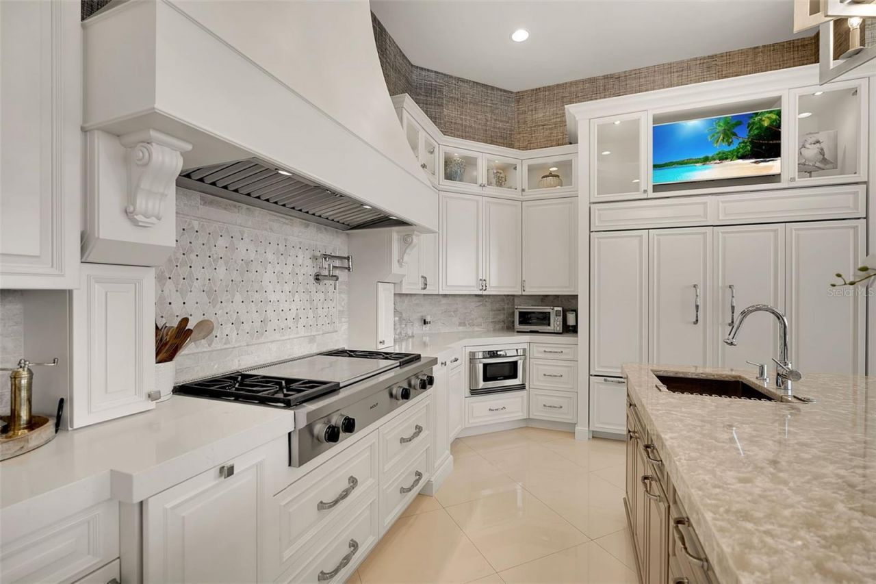 1372 Harbor Drive, Sarasota, FL 34239 Photo