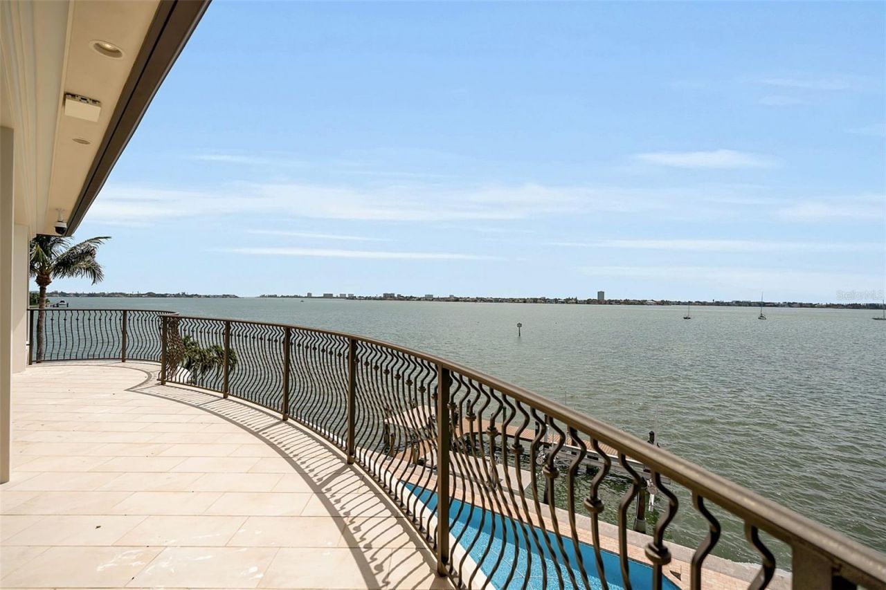 1372 Harbor Drive, Sarasota, FL 34239 Photo