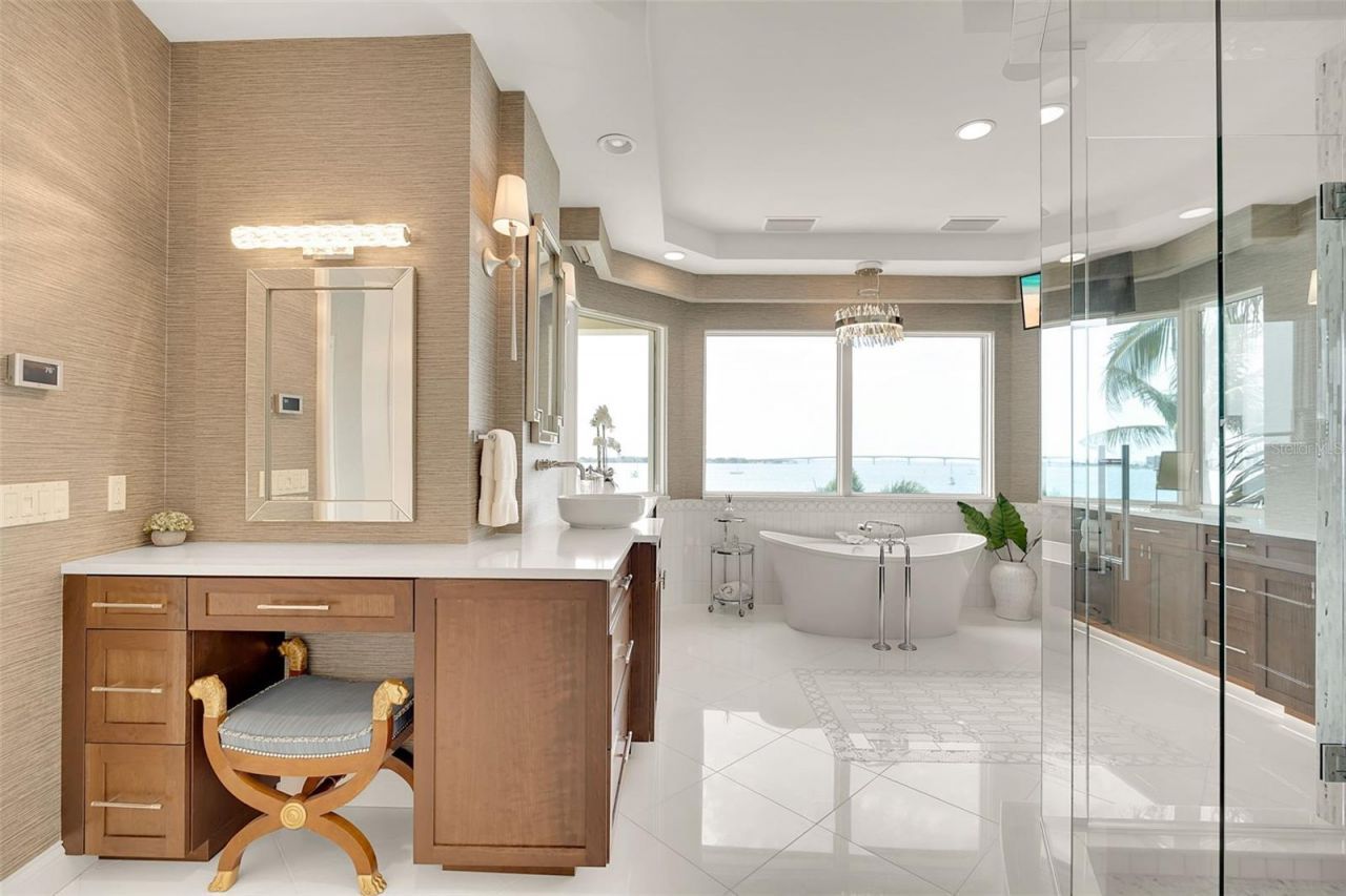 1372 Harbor Drive, Sarasota, FL 34239 Photo