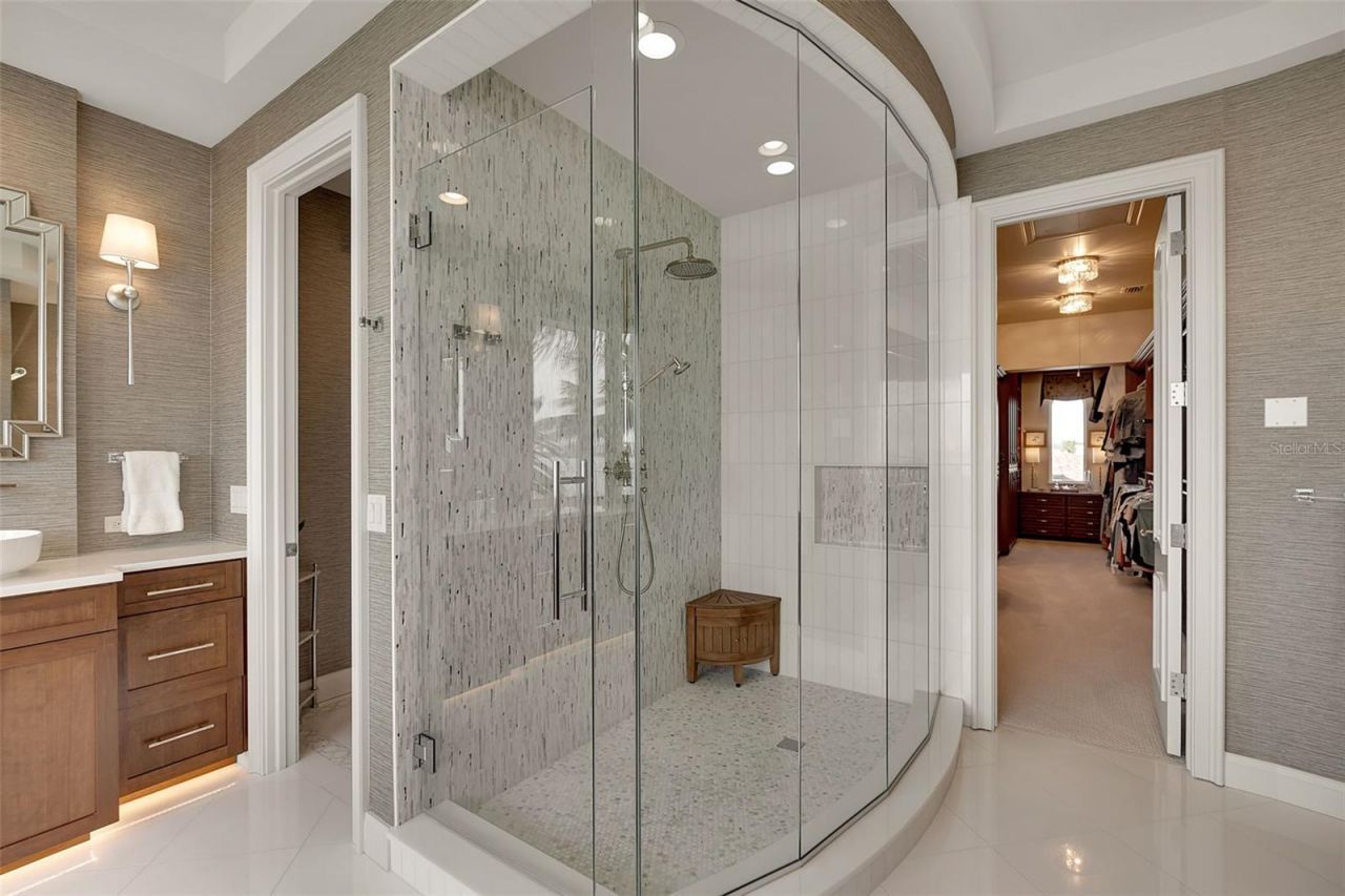 1372 Harbor Drive, Sarasota, FL 34239 Photo