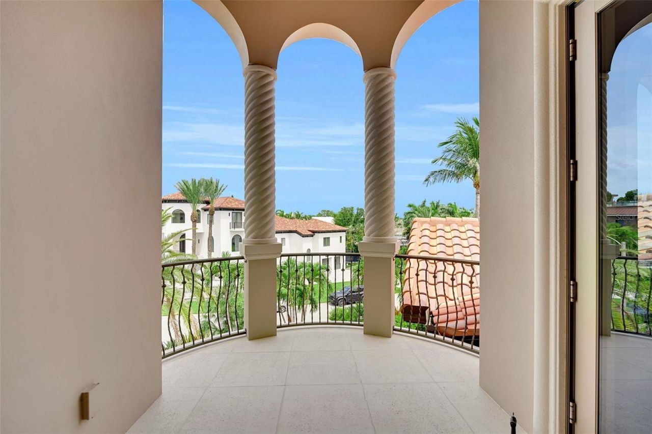 1372 Harbor Drive, Sarasota, FL 34239 Photo