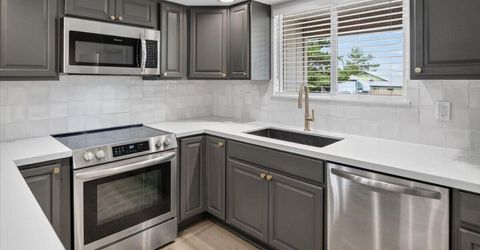 583 Marta Way, Reno, NV 89503 Photo
