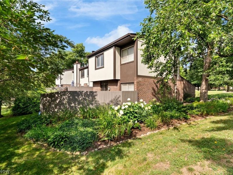 174 St. Clair Drive, Akron, OH 44307 Photo 25