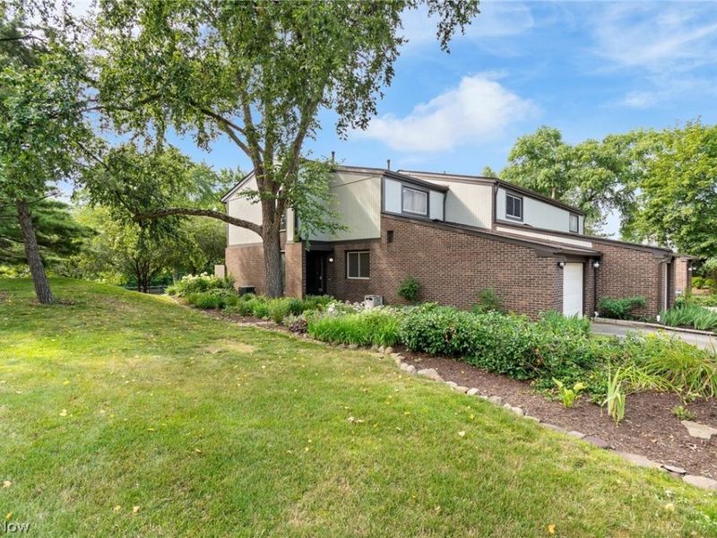 174 St. Clair Drive, Akron, OH 44307 Photo 26