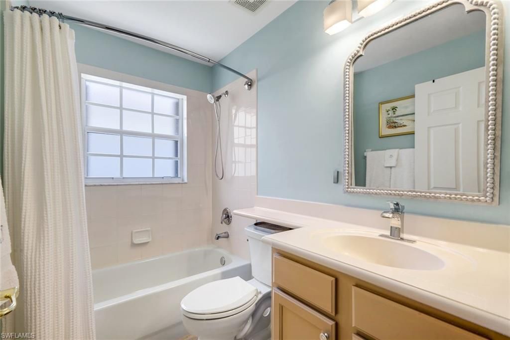 1654 Triangle Palm Ter, Naples, FL 34119 Photo