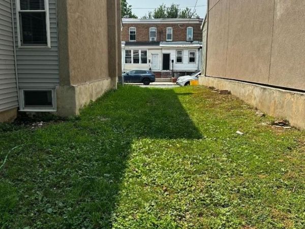 22 Adella Ave, Hamilton, NJ 08609