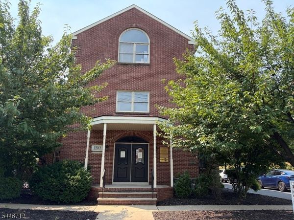 190 North Ave, Cranford, NJ 07016