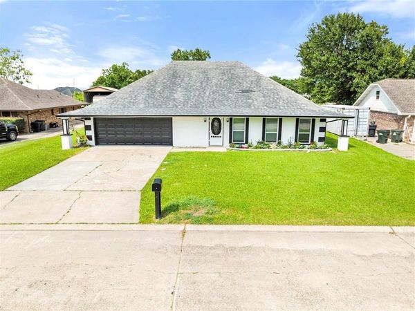 154 PRESQUE ISLE Drive , Houma, LA 70363