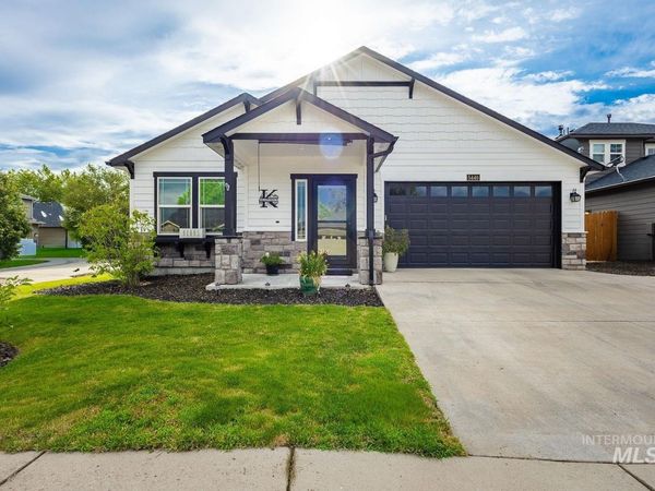 5440 N Landon Creek Pl, Meridian, ID 83646