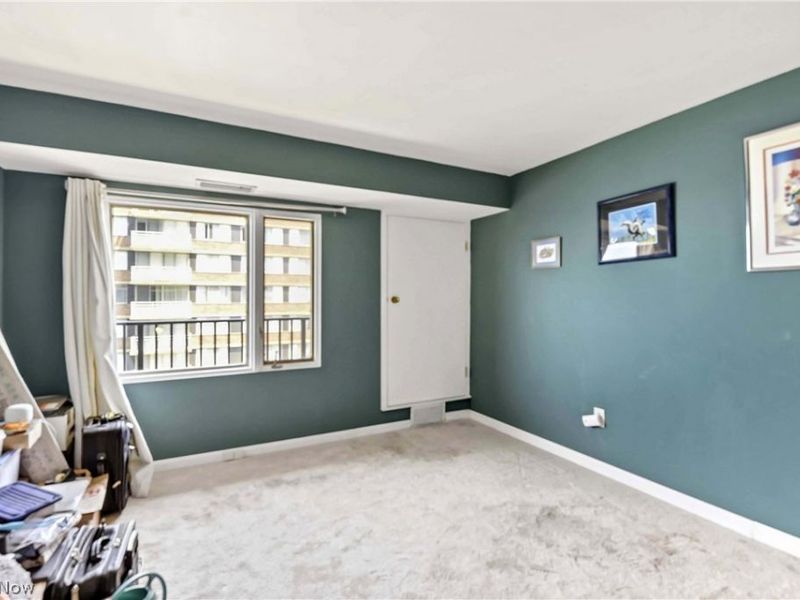 12500 Edgewater Drive, Unit 1201, Lakewood, OH 44107 Photo 15