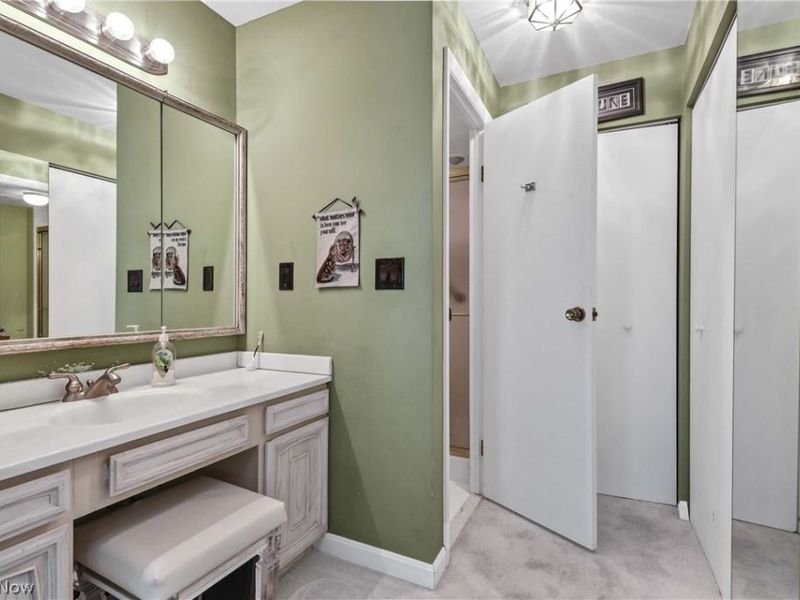 12500 Edgewater Drive, Unit 1201, Lakewood, OH 44107 Photo 21