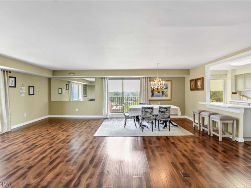 12500 Edgewater Drive, Unit 1201, Lakewood, OH 44107 Photo 3