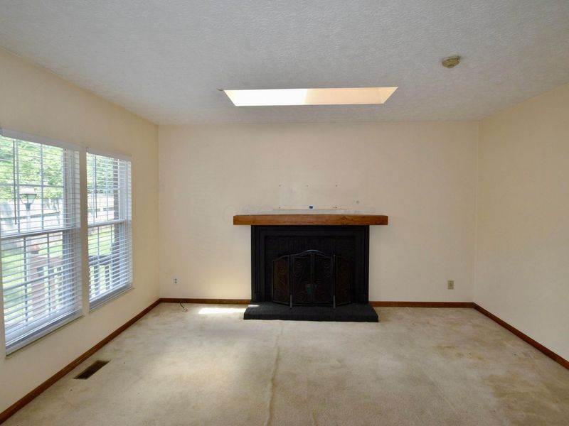 525 Whitson Drive , Columbus, OH 43230 Photo 15