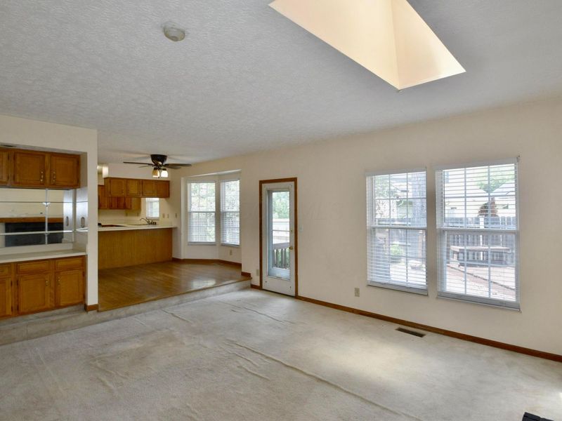 525 Whitson Drive , Columbus, OH 43230 Photo 16