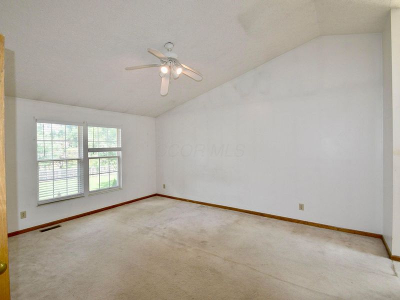 525 Whitson Drive , Columbus, OH 43230 Photo 18