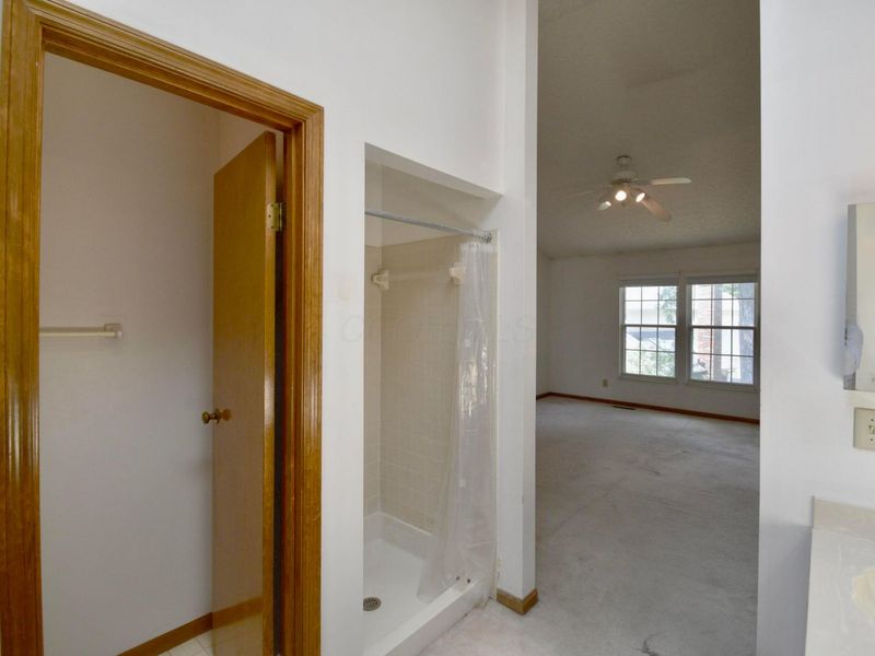 525 Whitson Drive , Columbus, OH 43230 Photo 25