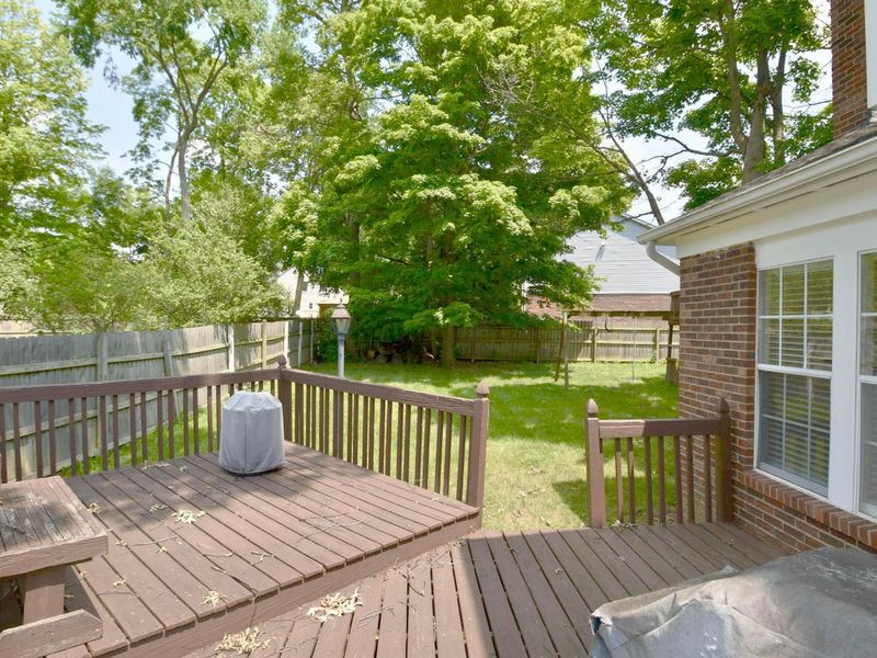 525 Whitson Drive , Columbus, OH 43230 Photo 37