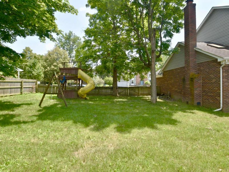 525 Whitson Drive , Columbus, OH 43230 Photo 39