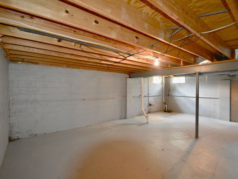 525 Whitson Drive , Columbus, OH 43230 Photo 44