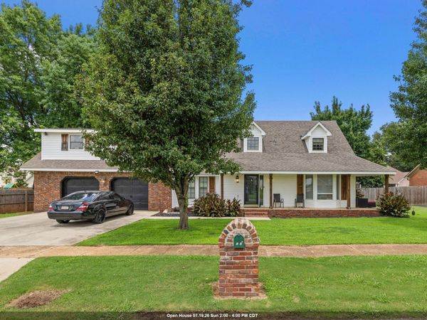 306 Fulton St, Muscle Shoals, AL 35661