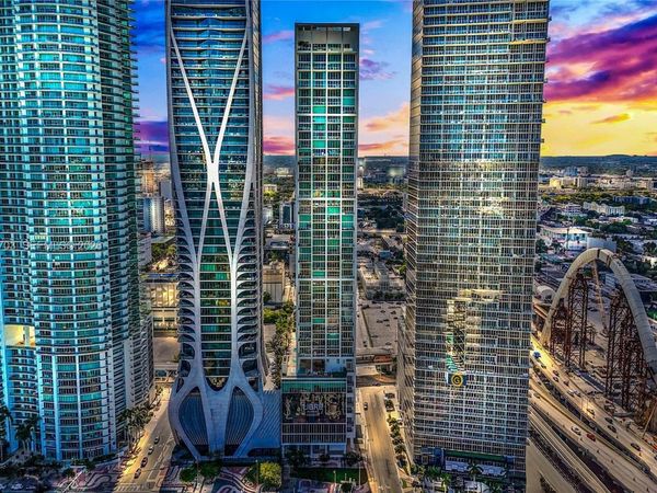 1040 Biscayne Blvd , Unit 3802, Miami, FL 33132