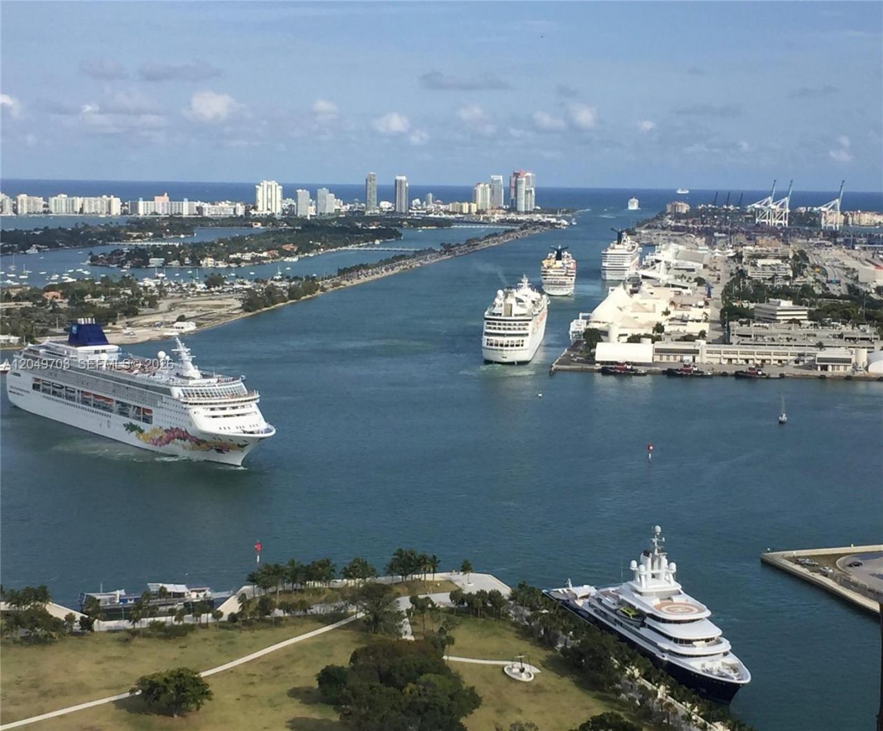 1040 Biscayne Blvd, Unit 3802, Miami, FL 33132 Photo