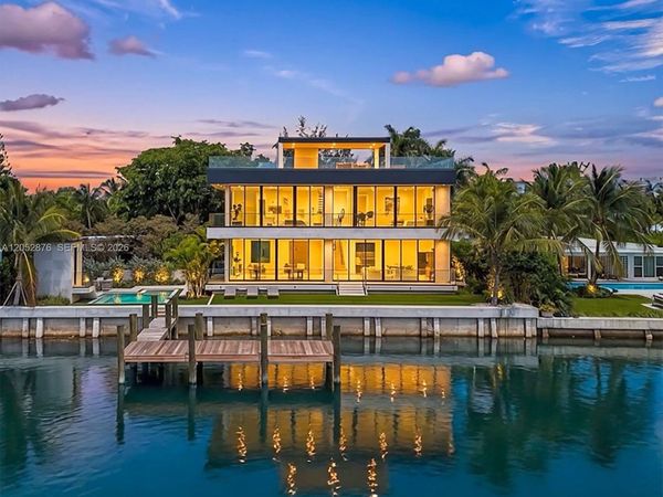1141 N Biscayne Point Rd, Miami Beach, FL 33141
