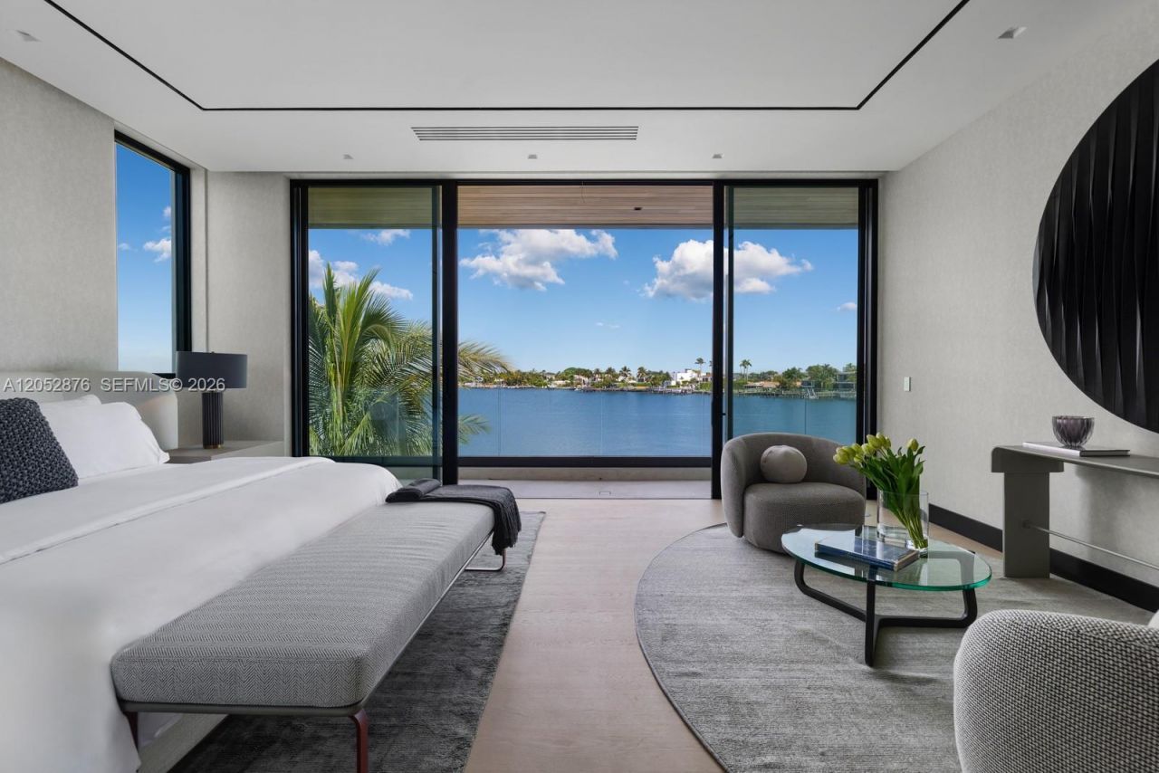 1141 N Biscayne Point Rd, Miami Beach, FL 33141 Photo