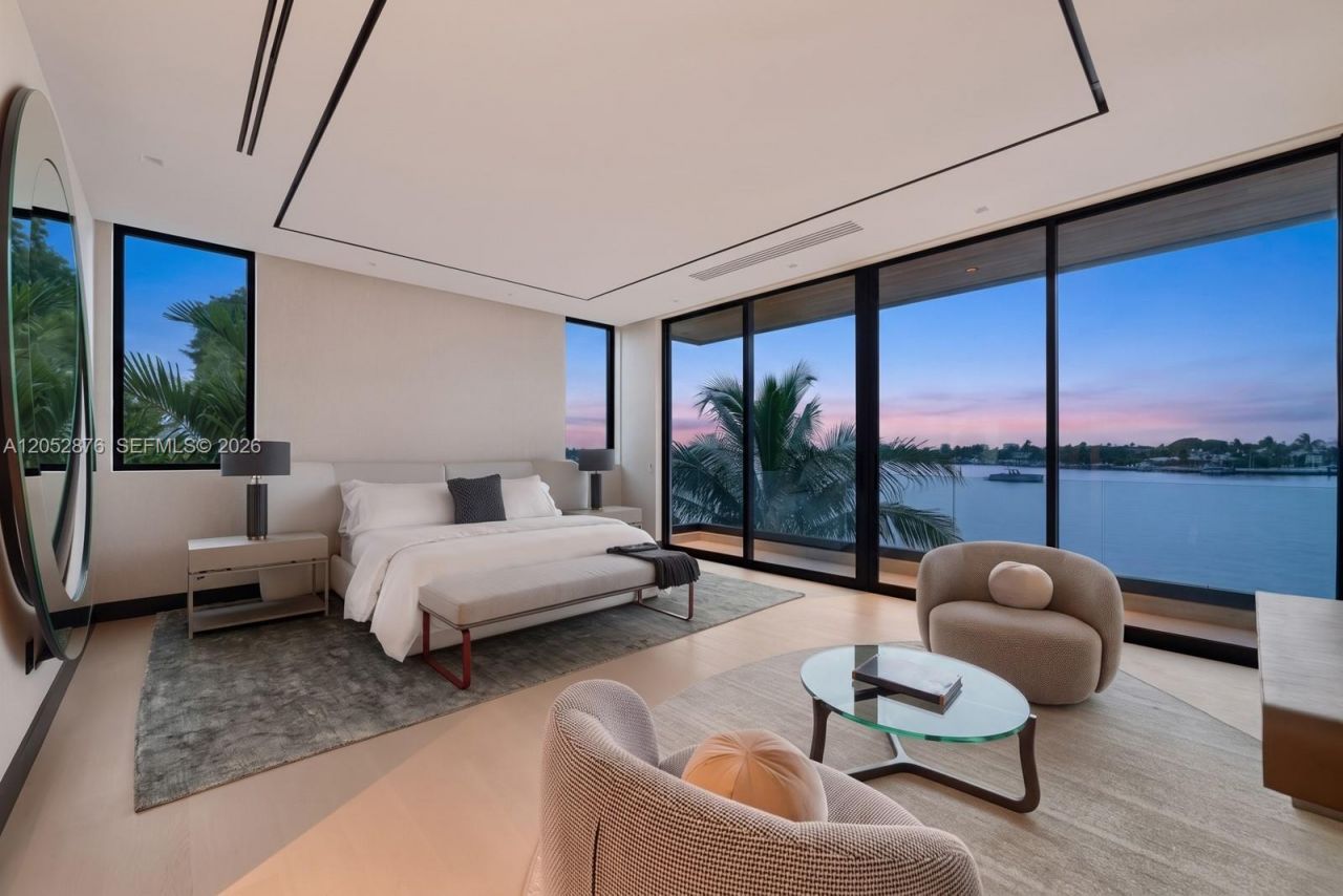 1141 N Biscayne Point Rd, Miami Beach, FL 33141 Photo
