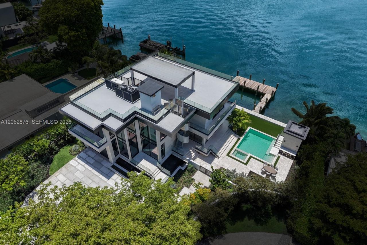 1141 N Biscayne Point Rd, Miami Beach, FL 33141 Photo