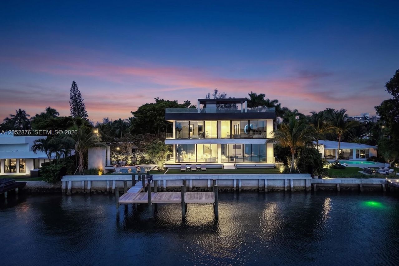 1141 N Biscayne Point Rd, Miami Beach, FL 33141 Photo