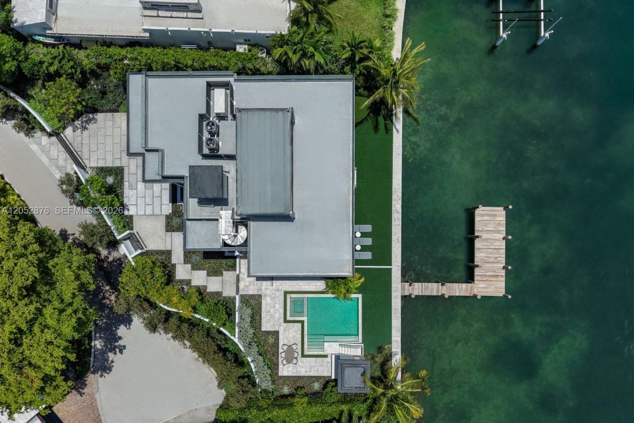 1141 N Biscayne Point Rd, Miami Beach, FL 33141 Photo