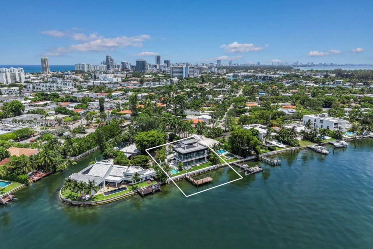 1141 N Biscayne Point Rd, Miami Beach, FL 33141 Photo