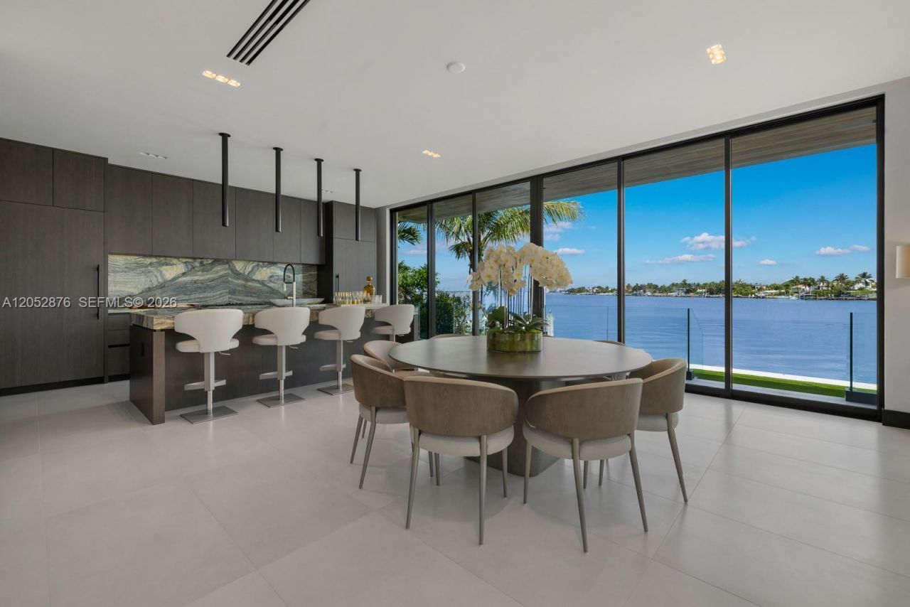 1141 N Biscayne Point Rd, Miami Beach, FL 33141 Photo