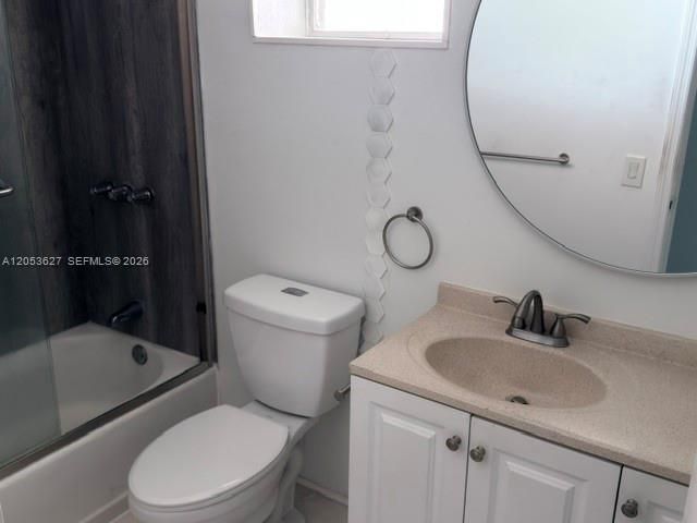 462 Golden Isles Dr , Unit 203, Hallandale Beach, FL 33009 Photo