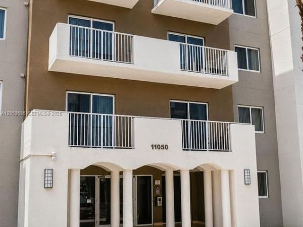 11050 SW 196th St , Unit 405, Cutler Bay, FL 33157