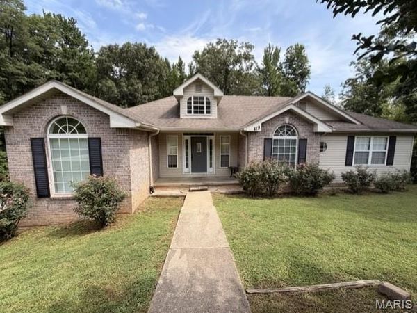 419 Tomaro Trail , Poplar Bluff, MO 63901