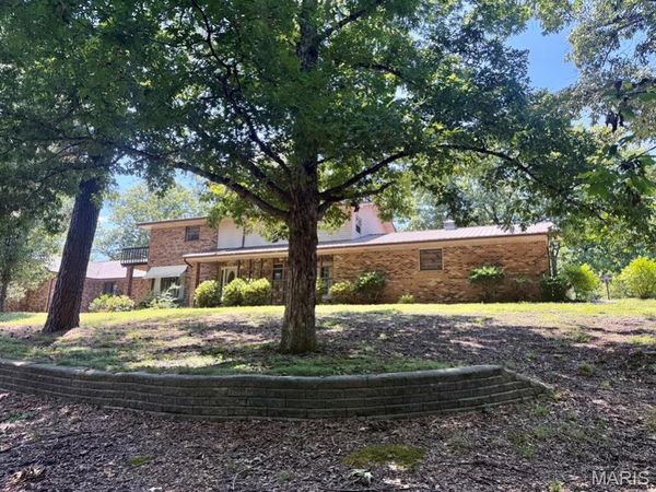 16482 Shady Mount Drive, Dexter, MO 63841